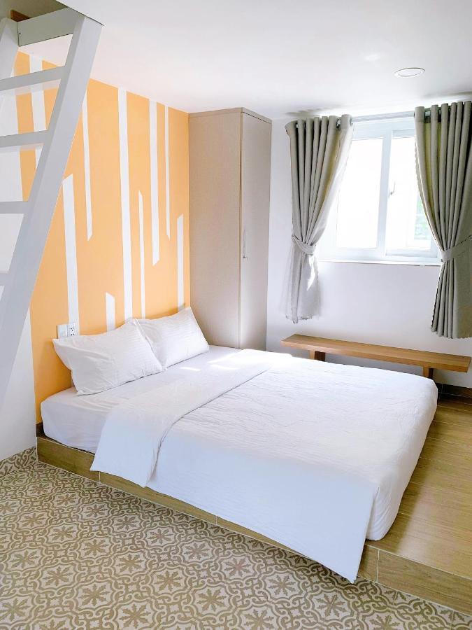 La Homestay Long Xuyen Exterior photo